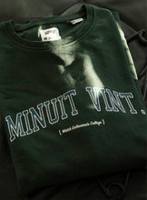 Load image into Gallery viewer, Sweatshirt Minuit Vint College
